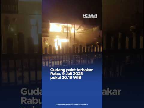Video thumbnail Gudang Terbakar Akibat Teko Listrik Ditinggal, Ini Kronologinya
