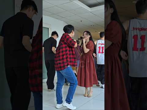 Quỳnh Trang - Ngọc Phụng Tập Nhảy Cho Minishow "Tình Nhân", Dễ Thương Quá Trời! 💖