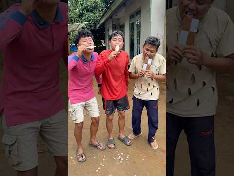 Kismin berbagi eskrim