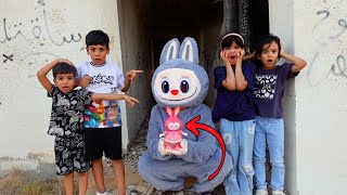 لابوبو الكبير ولابوبو الصغير يفاجئونهم في البيت المهجور !!