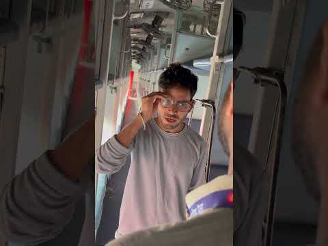 TC se ladayi hogai aaj #railway #ticketcollector #fighting #train #shorts