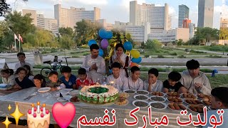 تولدت مبارک نفسم، امیدوارم همیشه لبخند روی لبت، دلت خوش و تنت سالم باشه. ❤️🎂🎉 #familyhakimi@