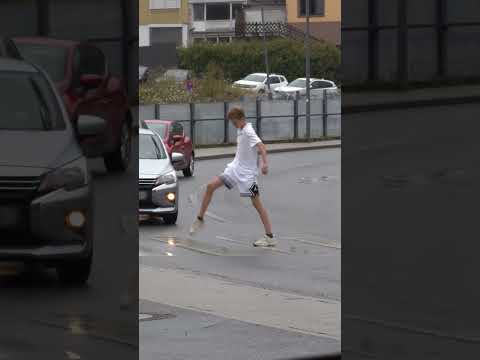 Driver ignores clear warning signs! Goes wrong!
