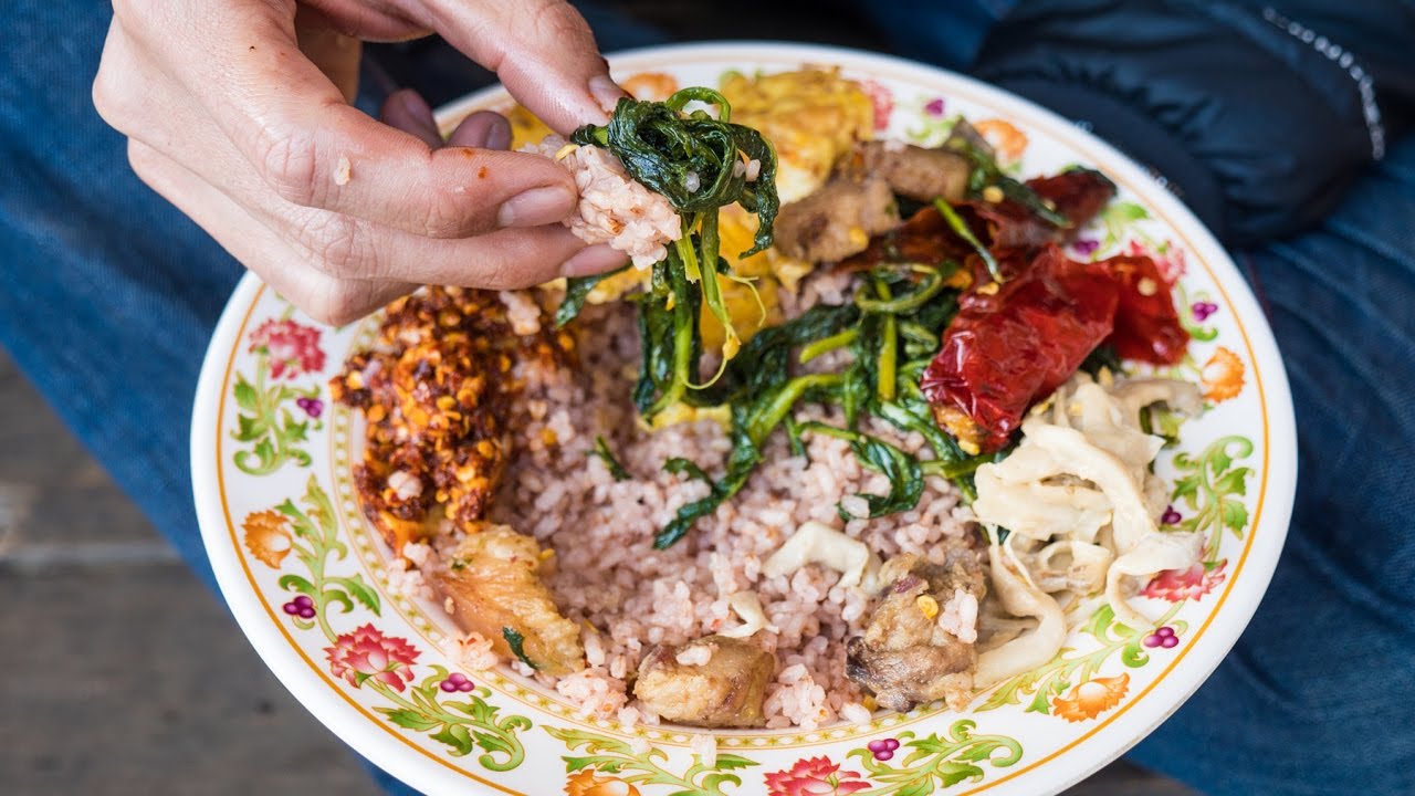 Local Bhutanese Village Food and Beautiful Hike in Phobjikha Valley, Bhutan (Day 16)