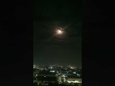 yeh raat khushnaseeb hai 🥺😰 #old #oldsong #oldisgoldsongs #night #moon #sad #sadstatus 🥺