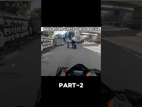 Girte girte bache🤬#shorts #youtubeshorts#ytshots#roadrage #roadsafety#fight#reaction #reactionvideo