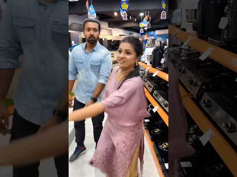 Ashley Look at Mee #ashleylookatme #celebrityvlog #souparnikasubhash #shoppingmania #couplevlog