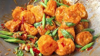 ผัดกะเพราเต้าหู้ไข่ เมนูประหยัดง่ายๆ อร่อยมากแนะนำเลย ทอดเต้าหู้ไข่แบบนี้ออกมาสวยน้ำมันไม่กระเด็น