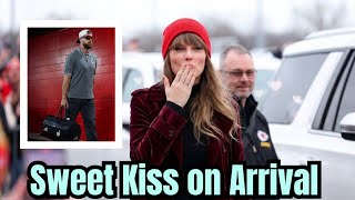 Taylor Blows Kiss To Fans As She Arrive at Raymond Stadium for Chiefs Vs Bucc Preseason 