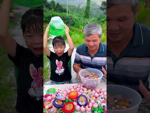 Hai ông cháu trêu trọc nhau siêu dễ thương 😂😱👶🏻♥️👴 #shorts #cute