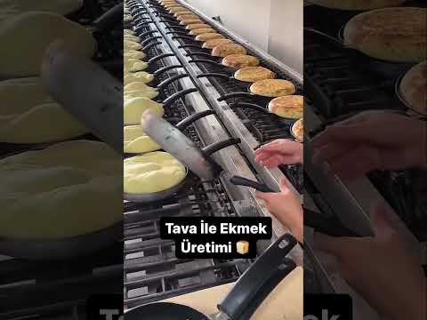 Tava İle Ekmek Üretimi 🍞 #trend #youtubeshorts #viralvideos @serkangenc406