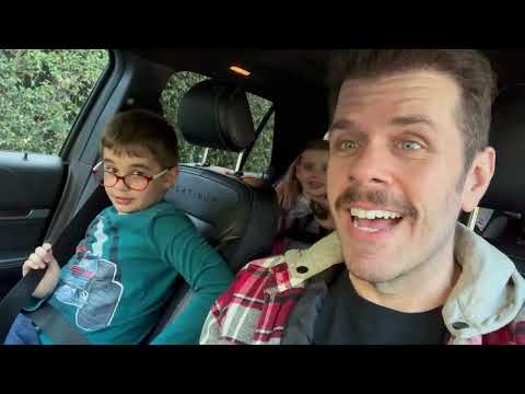 I’m Not Helping! Taking My Kids To An Escape Room For The First Time – And Making Them Figure It Out On Their Own! | Perez Hilton