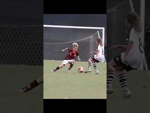 If it wasn't filmed nobody would have believed it ☠️#viral #football #shortsviral #shortsfeed
