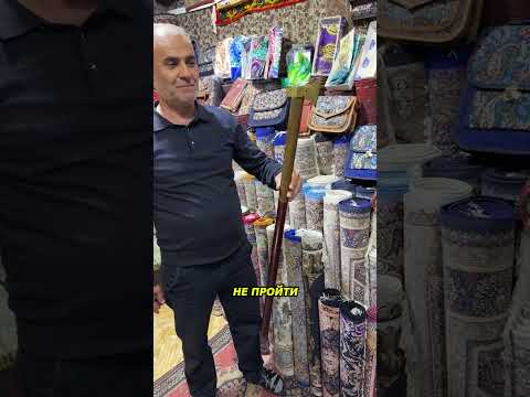 Превратил топор в трость для аэропорта