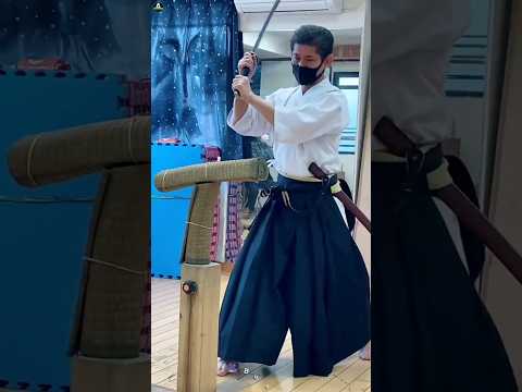 Why Katanas Bend So Easily 😲 #shorts