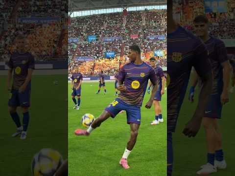 يا لها من سلاسة😍🔥#برشلونة #كرة_القدم #rashford #barcelona #football #rafinha #explore #fyp #like