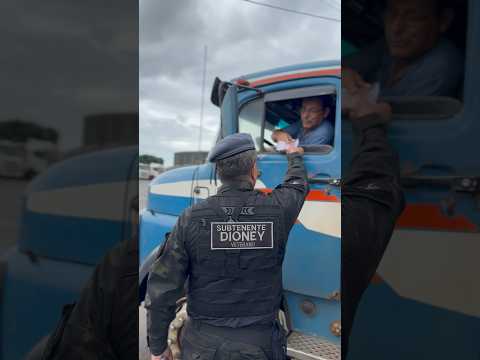 Ele pensou que eu ia pedir documento do caminhão #amizade