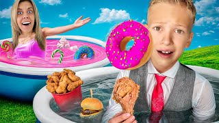 Partea 3 ⏰ 24 ORE în PISCINĂ 🌊 într-o CULOARE 🌈