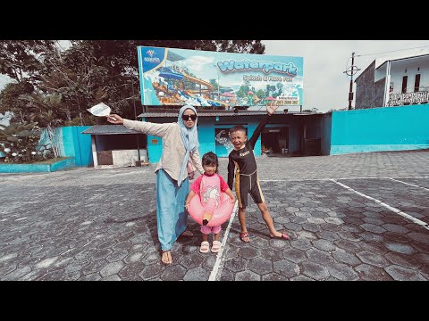 ADA AZA berenang di amerta waterpark wonosobo