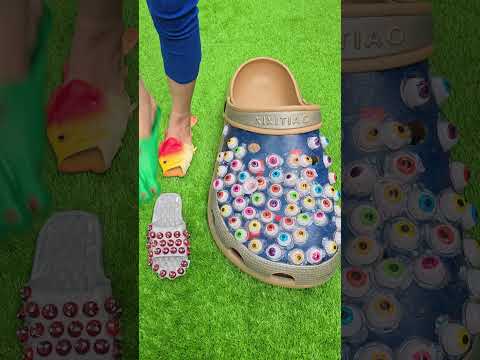 Super cool giant eye slippers 🦶👀🦶 Leather foot sandals  🦵🏻🦵🏻 #love #trending #slippers