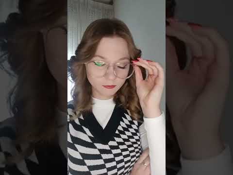 #pov : non devi togliere mai gli occhiali...