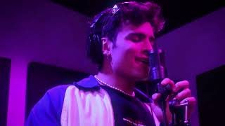 Roro Villegas - Besandonos Borrachos (Official Video)