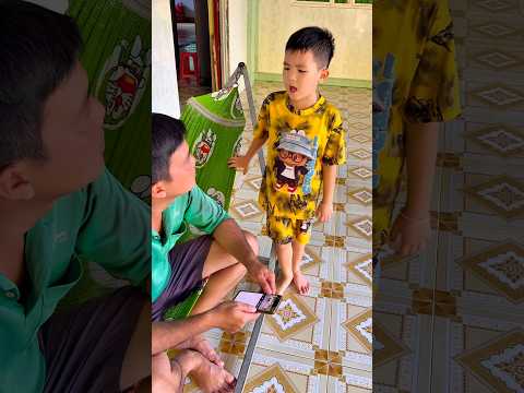 Mẹ đi ăn mỳ cay bỏ Tín ở nhà/ Tín ngộ tv #shorts