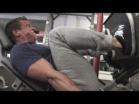 Slow Leg Press Form Breakdown (Makin' Cakes)
