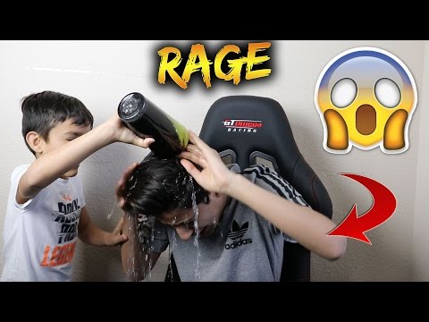 Little Kid Goes Crazy Over Black Ops 3 1v1! (Rage)