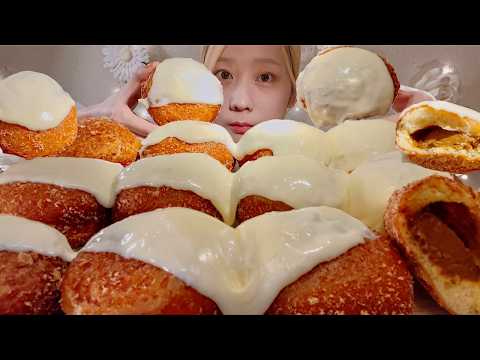 ASMR Cheese Curry Bread【Mukbang/ Eating Sounds】【English subtitles】