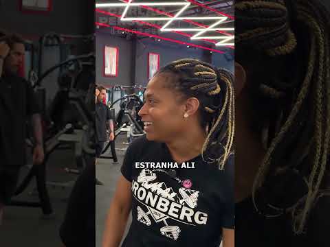 Vocês prendem o cabelo pra treinar? #carlãopersonal #ironberg #academia #italla #dudaota