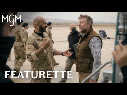 Featurette - A Process Of Discovery