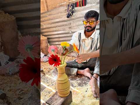 বাঁশের মুড়ো দিয়ে তৈরি করছে ফুলদানি 🖤#youtubeshorts #ytshorts #youtuber #viralvideo #foryou