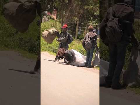 Run run run ??? #mombasacity #comedymoments #funny #prankvideo #prank #funnyprank #comedyprank