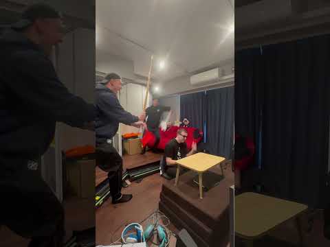 ゲームしている人を怒らせる方法「竹刀」#shorts