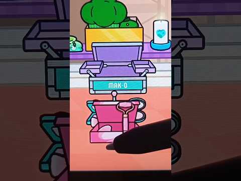 new free make up + skin care kit in toca boca🤩🥰