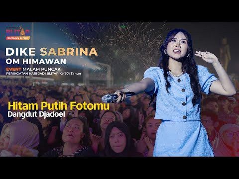 DIKE SABRINA FEAT OM HIMAWAN | BLACK AND WHITE PHOTO OF YOUR JADI DANGDUT LIVE 701st ANNIVERSARY ...