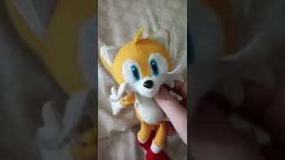 Tails Wake Up