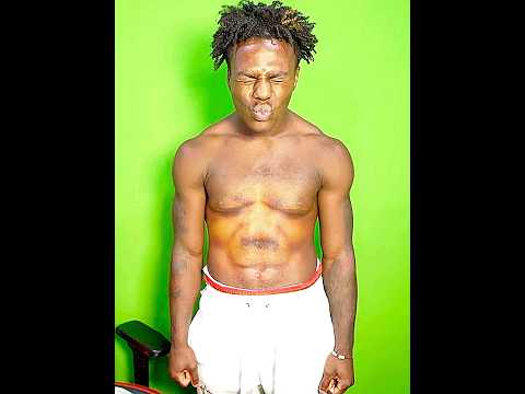 Speed Got “My Mom Is Kinda Homeless” Face on His Stomach!😂#ishowspeed