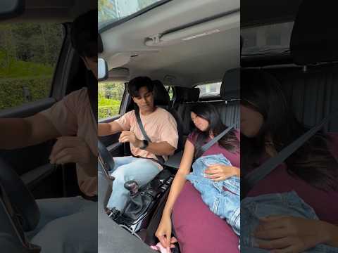 Pretending to sleep in the car to prank my boyfriend 🤣🤫 #comedy #couplegoals #funny #shorts