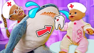 La dentista Maya trata los dientes de los animales