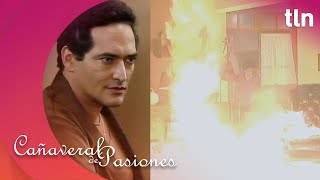 Rufino provoca un incendio en el ingenio | Cañaveral de pasiones Capítulo 83 (Parte 2) | tlnovelas