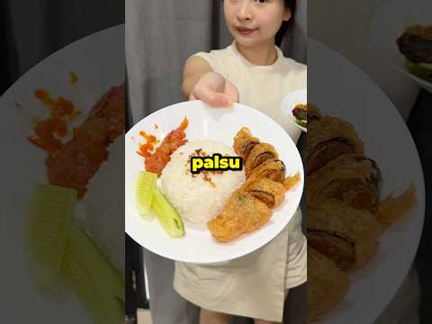 Mirip ga si pecel lele asli sama palsu? 🫢 #vegetarian #pecellele #aslivspalsu
