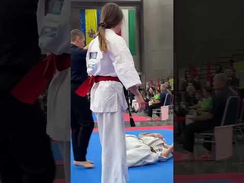 Oliwia Kurzątkowskiej (Poland) knockout European Shinkyokushin championship 2025
