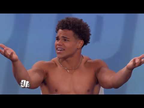 Man’s Muscles Literally Ripple!