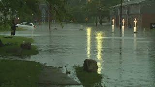 Heavy rain causes flooding in Iowa
