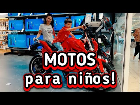 Den monta y Juega con la Motocicleta! | Motos para Niños!