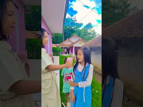 yang mama nya cantik komen#shortsvideo #shorts