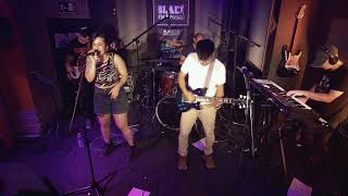 Rock eterno en directo 🔥 SHOE RACK tributo a Queen, Dire Straits, Bon Jovi y más leyendas