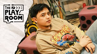 Jeremy G performs 'hopeless romantic' LIVE at The PlayRoom!